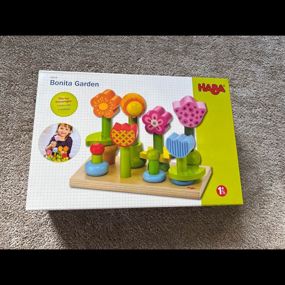 Brand NEW Wood & Sustainable Garden Colorful Building Learning Toy💙💗❤️